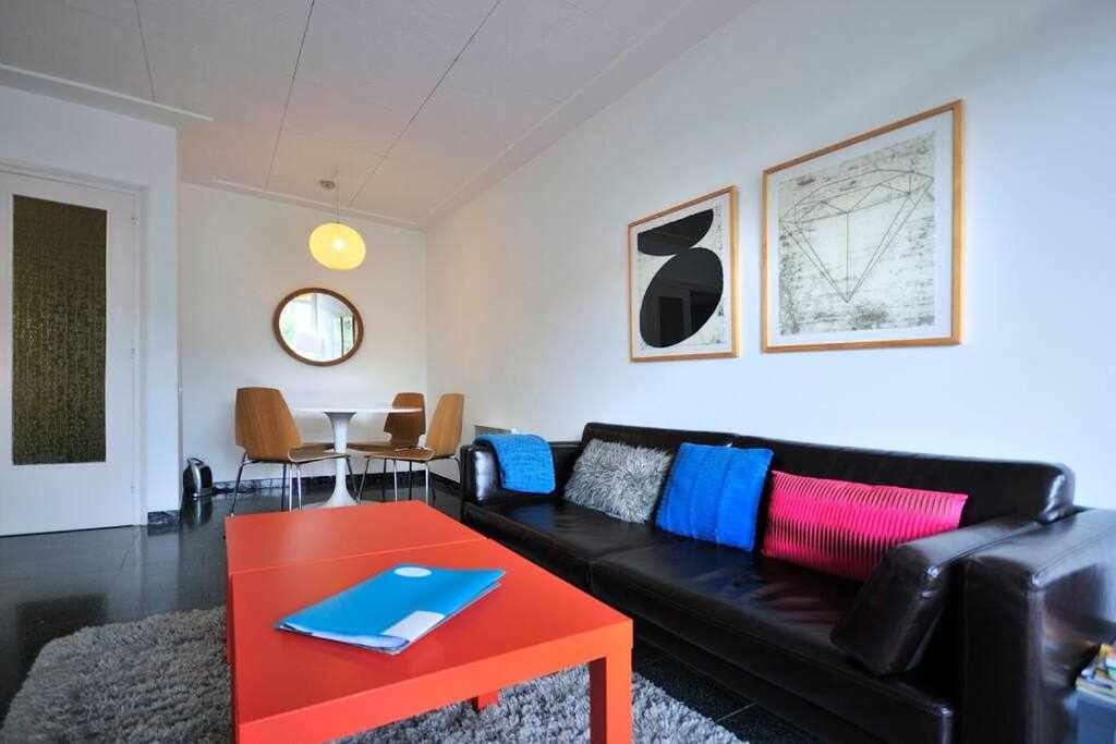Apartamento con increíbles vistas y terraza en la azotea Girona Exterior foto